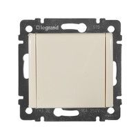 ������� � ����������� � �������� �������. �������� �����. Valena Classic Legrand 774322