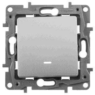 �����������/������������� 1-��������� � ����������. ��������. Etika. Legrand 672415