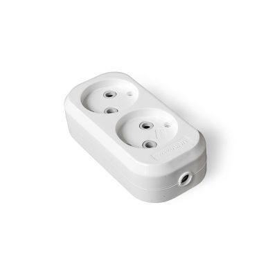 ������� 2-�������� ��� ���������� 16A  ����� Universal