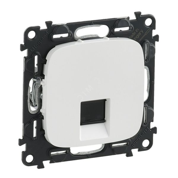 ������� �������������� ��������� RJ45 ��������� 5� UTP �������� ����� Valena Allure Legrand 753740