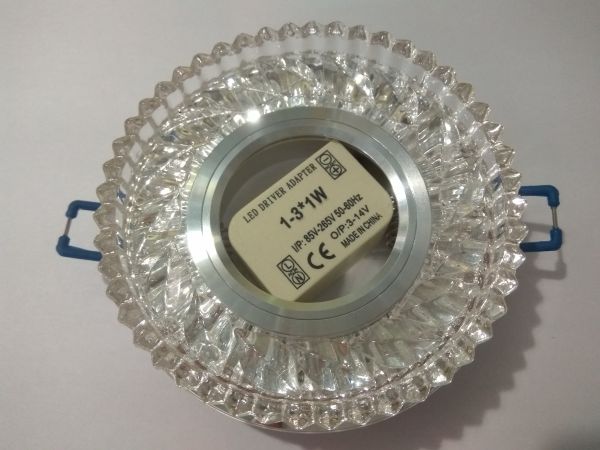 ���������� ������������ MR-16 CRYSTAL LED20 ���������� + LED MaxLight 