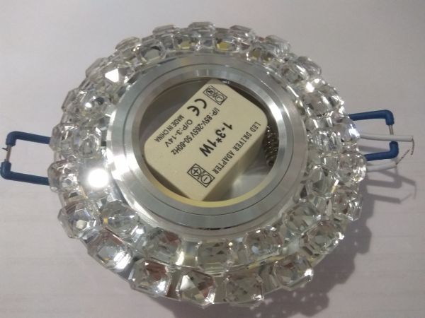 ���������� ������������ MR-16 CRYSTAL LED19 ���������� + LED MaxLight 