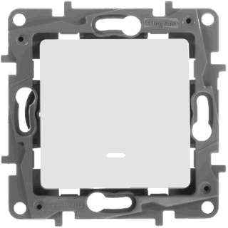 ����������� 1-��������� � ���������� ����� Etika Legrand 672203