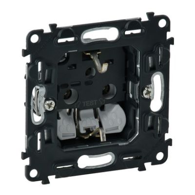 �������� ������� � ����������� ����������� ������ Valena IN'MATIC Legrand 753021