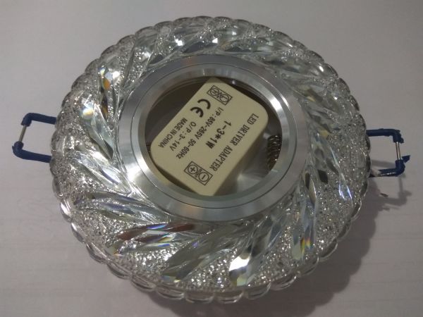 ���������� ������������ MR-16 CRYSTAL LED15 ���������� + LED MaxLight 