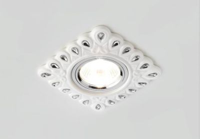 ���������� ������������ MR-16 D5550 W/�L ����� � ���������� �������� Ambrella 